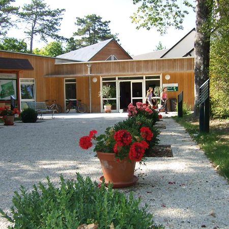 Village Vacances La Saulaie Chedigny Bagian luar foto