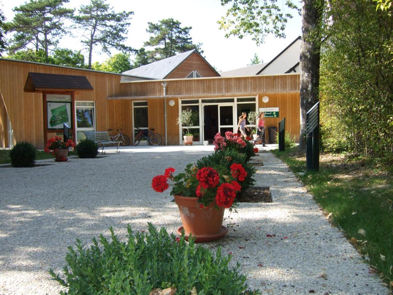 Village Vacances La Saulaie Chedigny Bagian luar foto